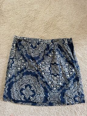 G.H. Bass & Co. Navy and White Printed Mini Skirt